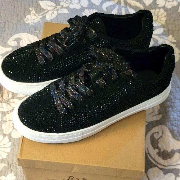 LaSheelah NWT Black Sparkly Sneakers Sz 8 - Picture 9 of 10